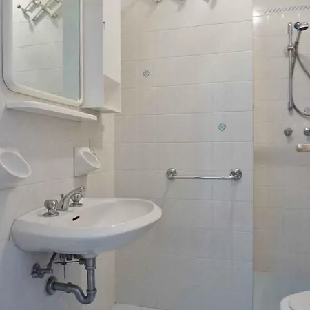 Near In 55154 Daire Bibione